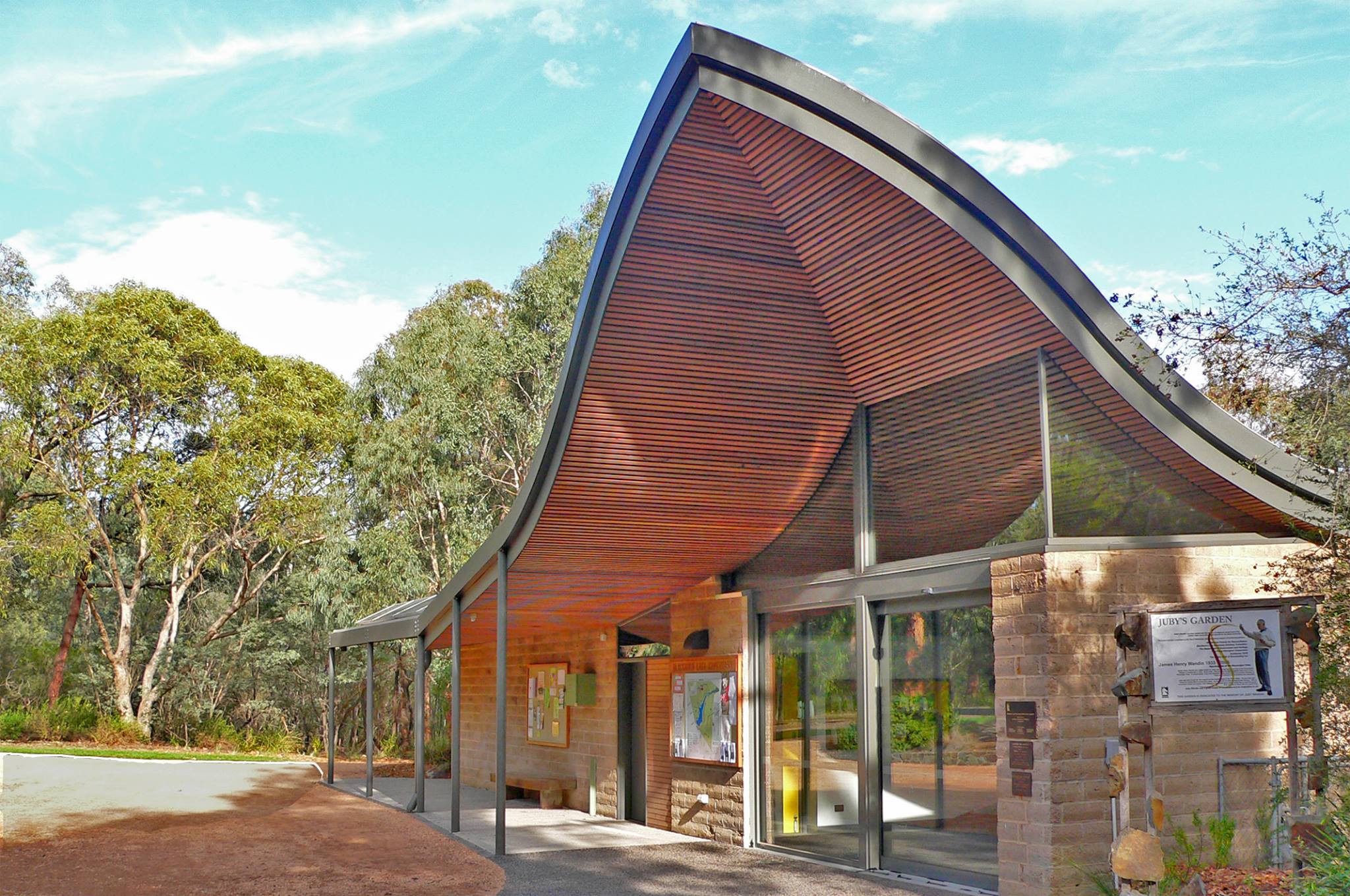 Blackburn_Lake_Sactuary Crest Property Investments