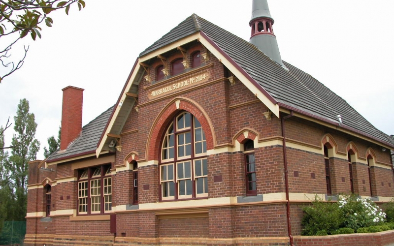 Warragul Primary School. Credit image: https://www.flickr.com/photos/phunnyfotos/5004299394