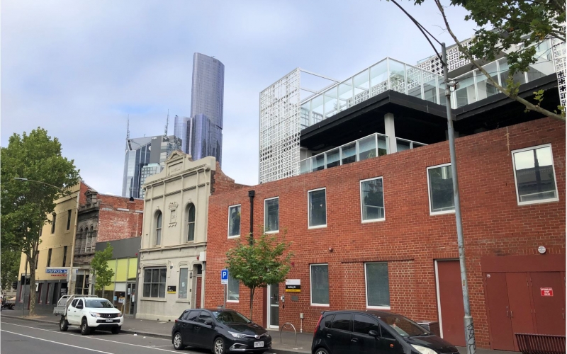 Carlton sits on the fringe of the Melbourne CBD (city).