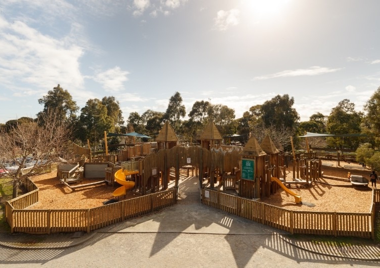 Phoenix Park Playground. Credit image: www.stonnington.vic.gov.au