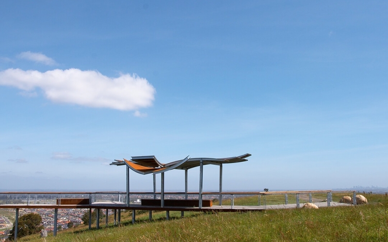 Eagle Lookout. Credit image: https://acla.net.au/acla-consultants/quarry-hills-park-observation-lookouts-south-morang/