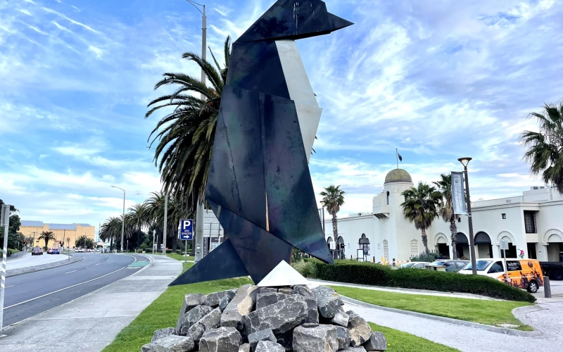 St Kilda Sea Baths is easily found with this stunning art work. Credit image: https://www.facebook.com/St.Kilda.Sea.Baths/photos