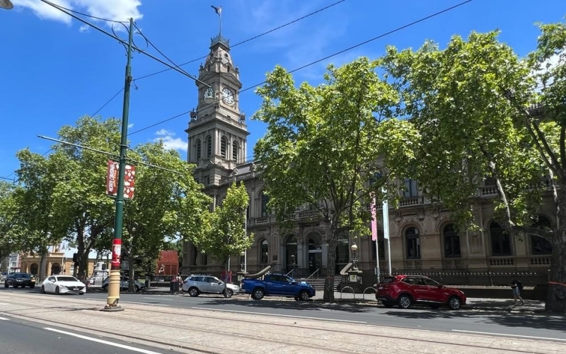 Bendigo Town Hall was designed in 1859. It still looks impressive.