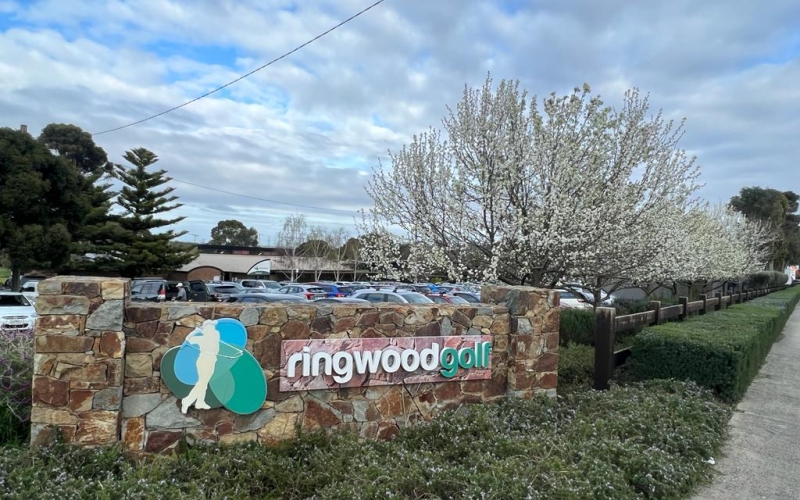 Ringwood Golf is located just off Eastlink.