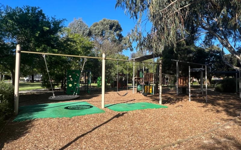 Balwyn Park Playground