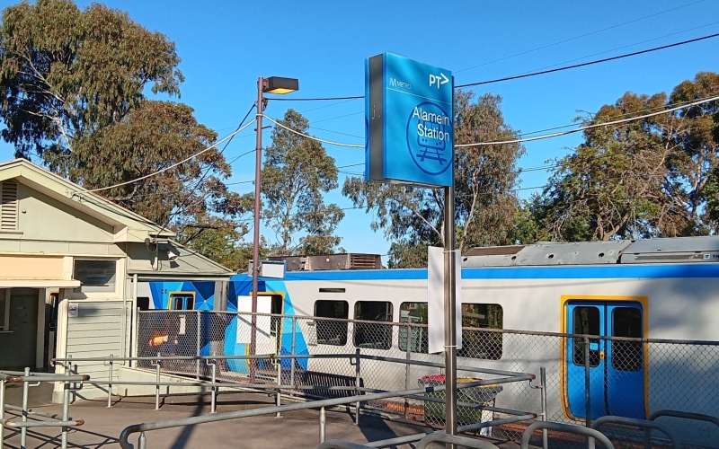 Ashburton is well connected, boasting two train stations: Alamein and Ashburton.