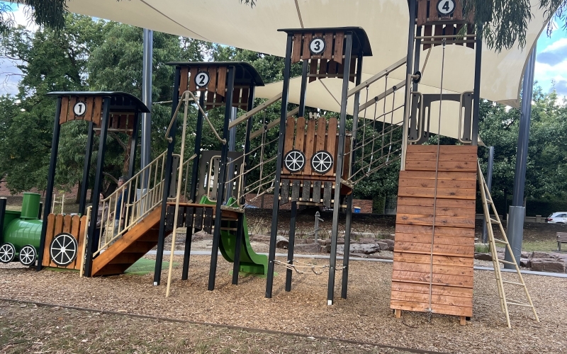 Deepdene has established some nice outdoor spaces and public playgrounds.