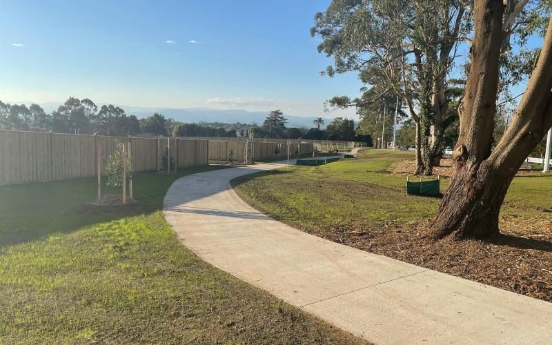 Drouin has many nice walking tracks for families to enjoy.