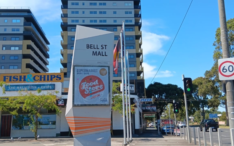 Bell Street Mall is a shopping precinct at the intersection of Bell St & Oriel Rd.