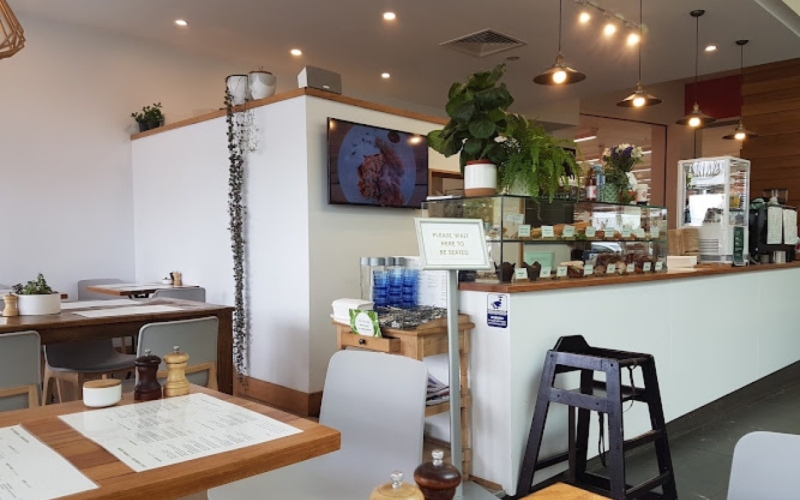 Five_Sparrow_Cafe