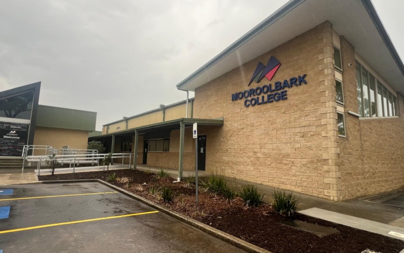Mooroolbark College