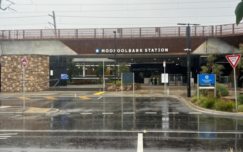 Mooroolbark Train Station has connected the suburb to the Melbourne CBD.