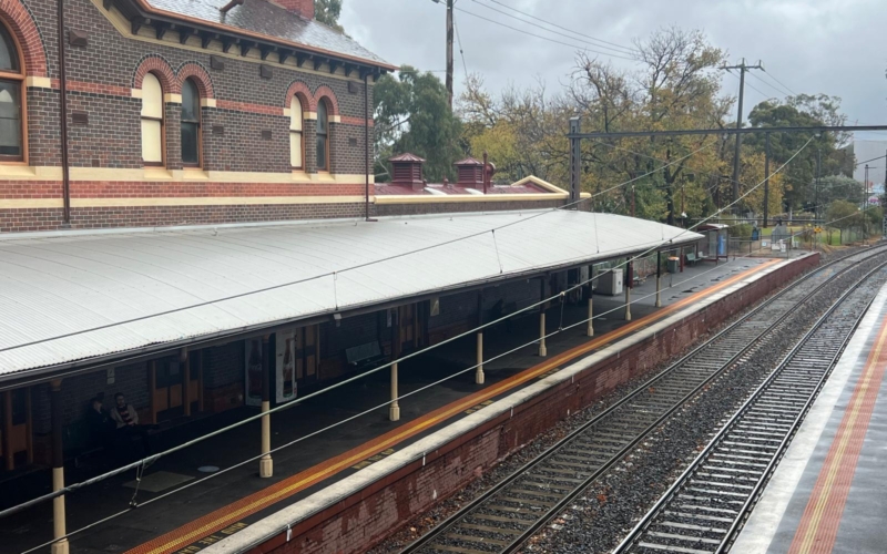 Windsor_Train_Station Windsor Train Station offers a great commute to the Melbourne CBD.