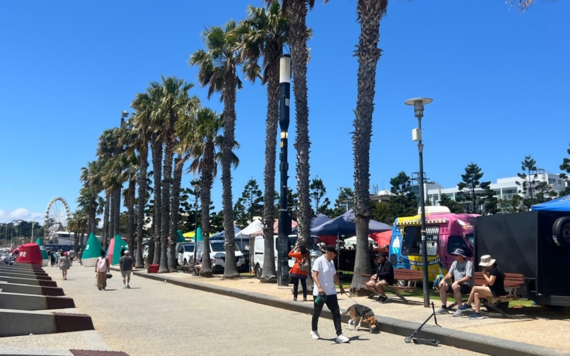 The Geelong Beachfront Market is very popular all year round.